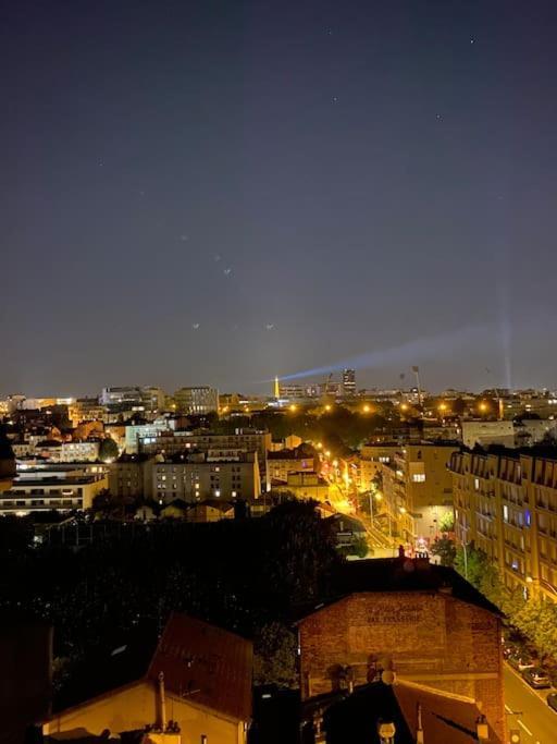 Appartement Vue Tour Eiffel Ligne 14 A Cote De Paris ジャンティイ エクステリア 写真