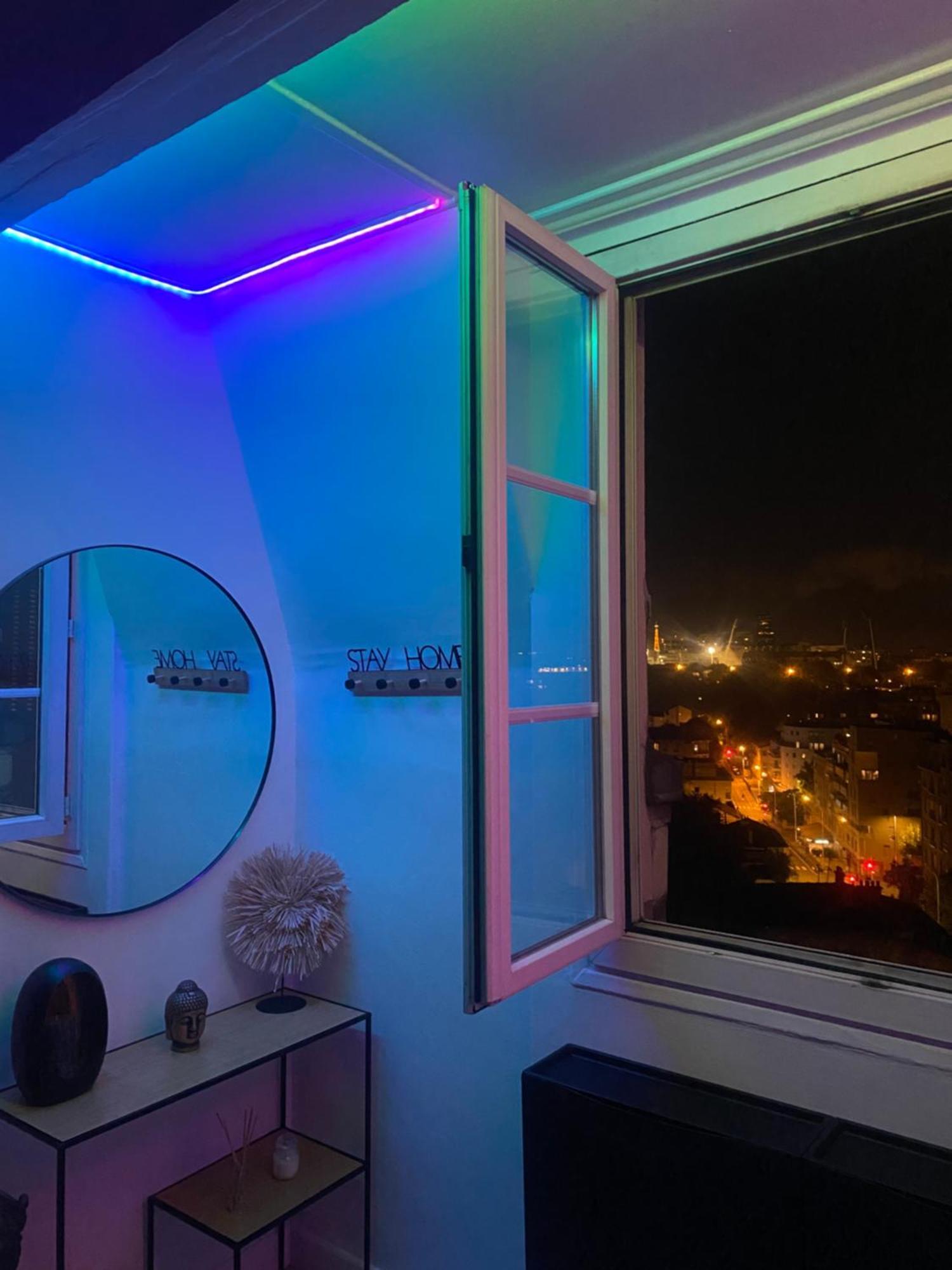 Appartement Vue Tour Eiffel Ligne 14 A Cote De Paris ジャンティイ エクステリア 写真